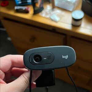 Logitech C270 HD Webcam, 720p, Widescreen HD Video Calling,
